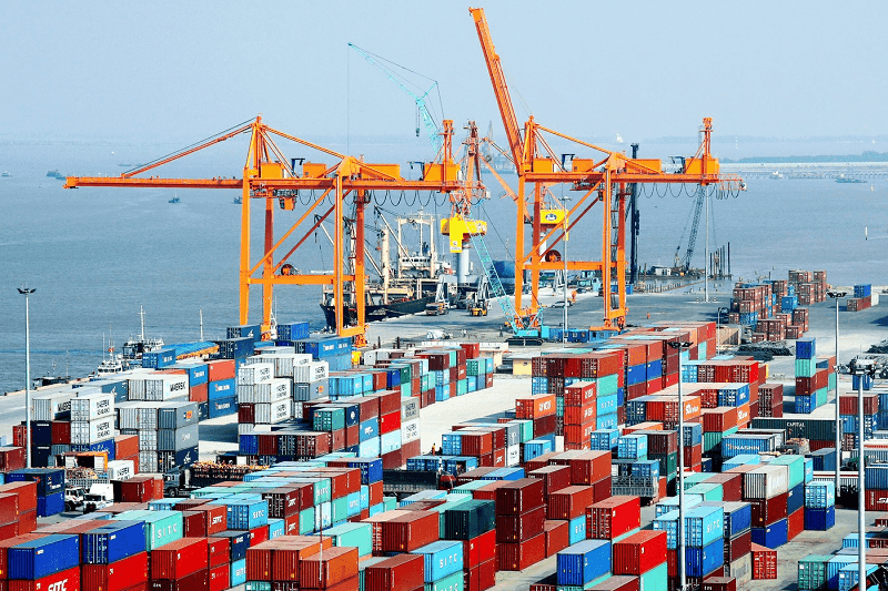 Tìm hiểu quy định về giao nhận hàng hoá nhập khẩu